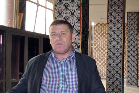 Gura târgului / Dobrică rupe rândurile și i se alătură lui Petrescu în ALDE