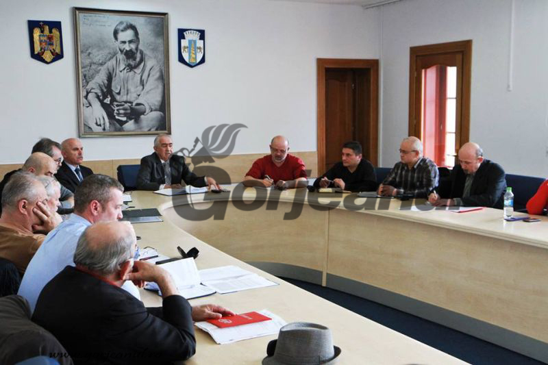 Asociațiile de proprietari, la discuții cu Cârciumaru