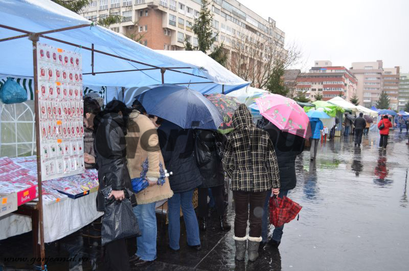 Program special de 1 şi 8 Martie pentru târgujience