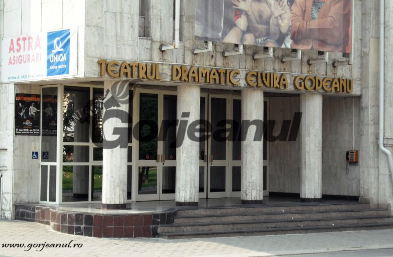 O piesă de miliarde! – CEO dă mii de angajaţi afară, dar sponsorizează Teatrul Dramatic din Târgu-Jiu