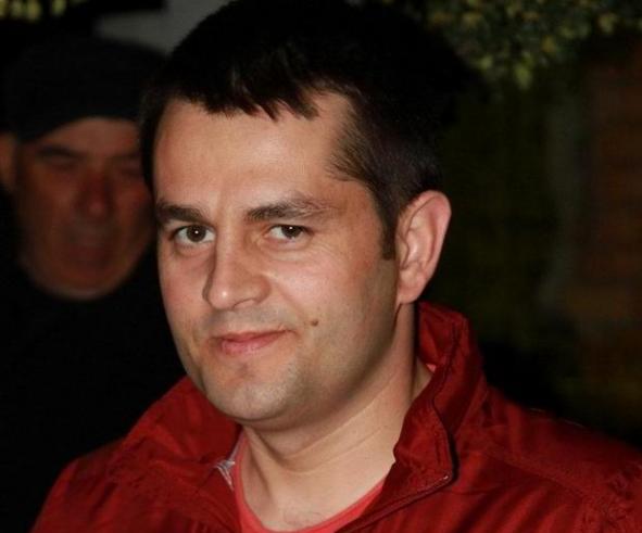 Gura târgului – Dorin Ioana, pe făraș în AGA Pandurii de azi