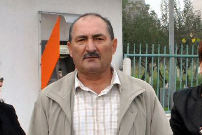 Indezirabilul Nănuţ se vrea dat jos de la ELCFU Turceni pe bază de semnături