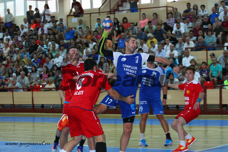 Handbaliștii, încă răbdători