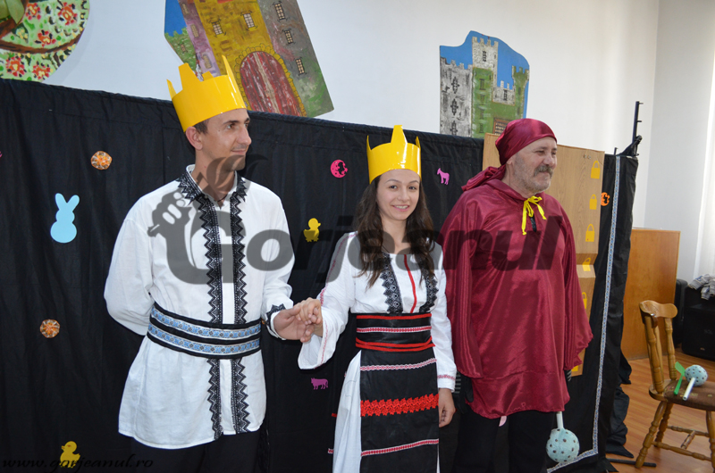 O nouă premieră la teatrul de păpuși