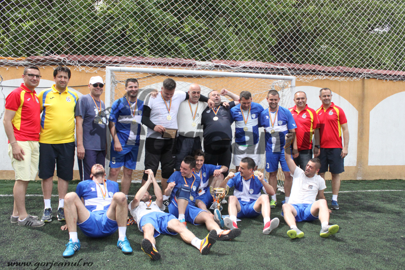 Corvinul, (mini)campioana de la Târgu Jiu