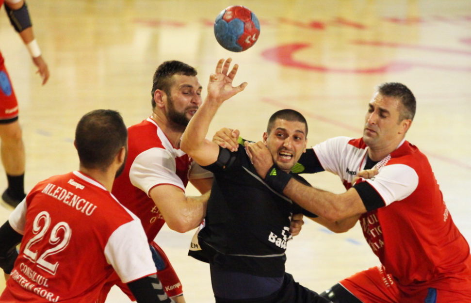 Remiză la Baia Mare