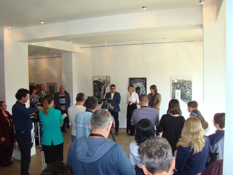 Expoziţia de grafică „Grădina Icoanei” la Galeriile Municipale de Artă din Târgu-Jiu