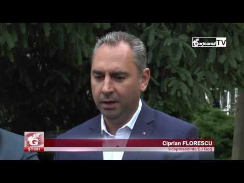 24 DE MEȘTERI POPULARI EXPUN LA TÂRGU-JIU