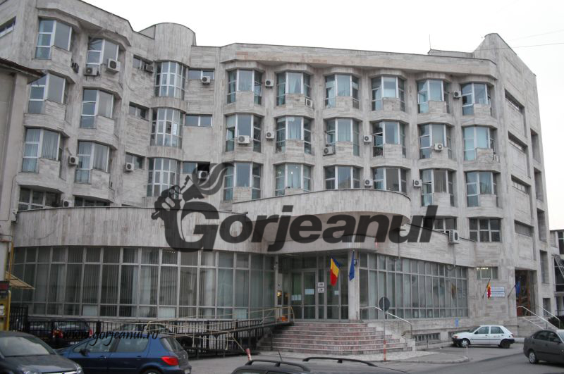 Mediul de afaceri, convocat