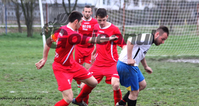 FOTBAL JUDEȚEAN / Rezultate și clasamente – Vacanță în fotbalul mic