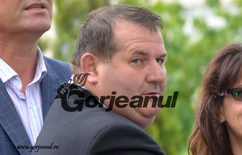 Petrescu regretă că a condus UEF Motru, nu și salariul lunar de 6000 de lei