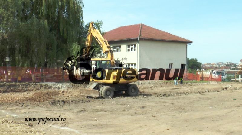 Patru blocuri noi de locuinţe pentru tinerii târgujieni