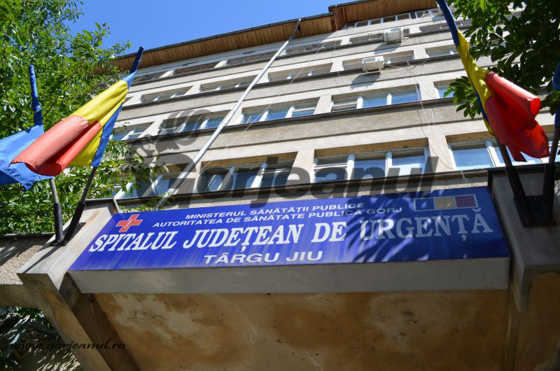 Zeci de posturi vacante la SJU