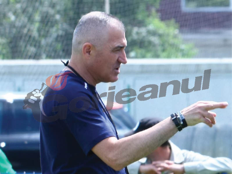 Se renunţă la regula jucătorului “sub 21”?