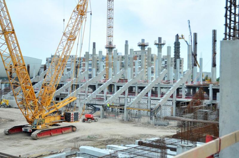 Se montează acoperişul pe Ion Oblemenco