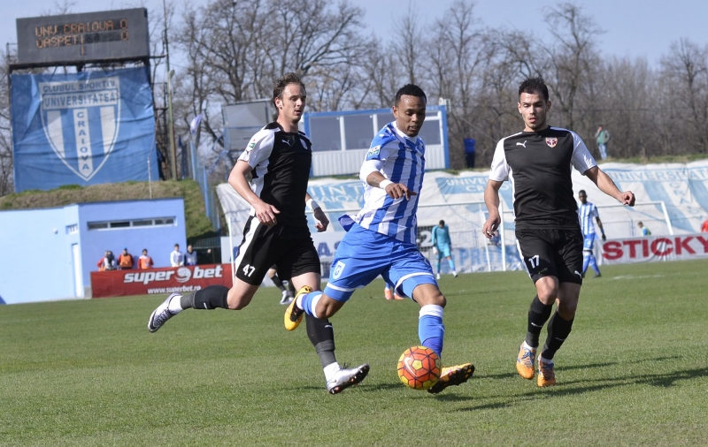 Craiova a pierdut 2 titulari! Rocha joacă periculos