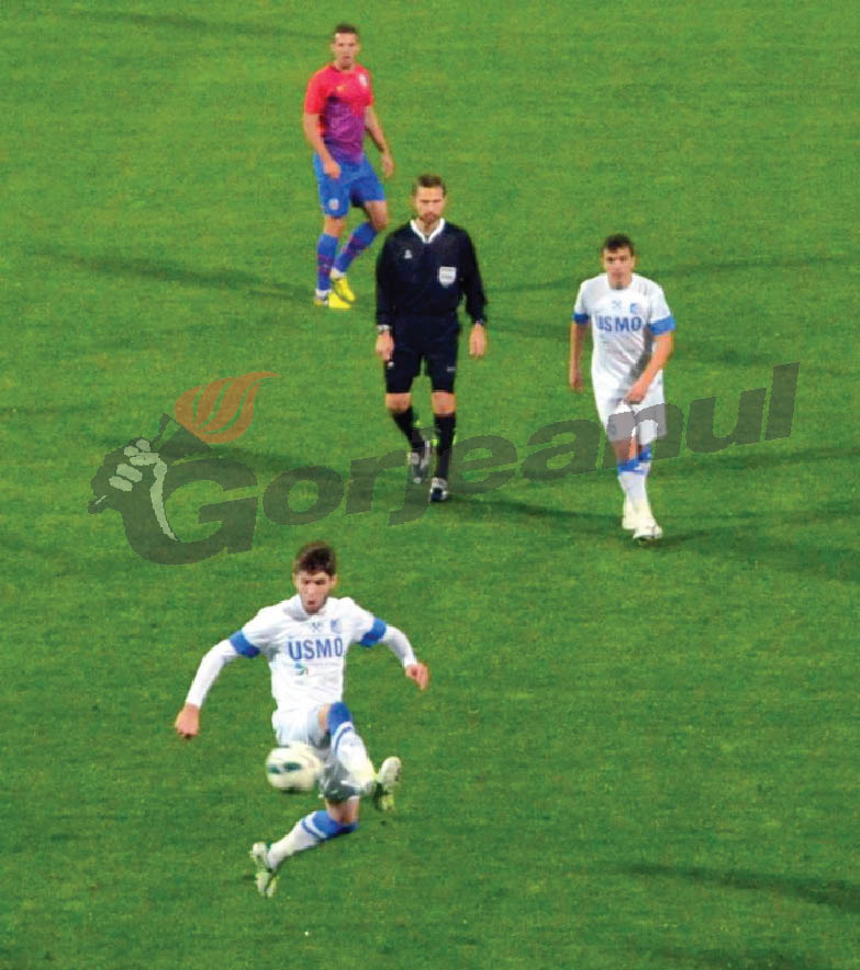 Pandurii-Steaua se joacă duminică!