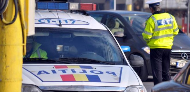 Rețineri după înșelăciune la un magazin din Hurezani