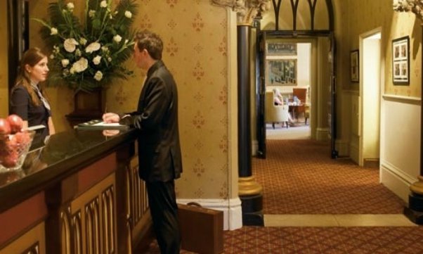 Joburi remunerate cu 2.200 euro/lună