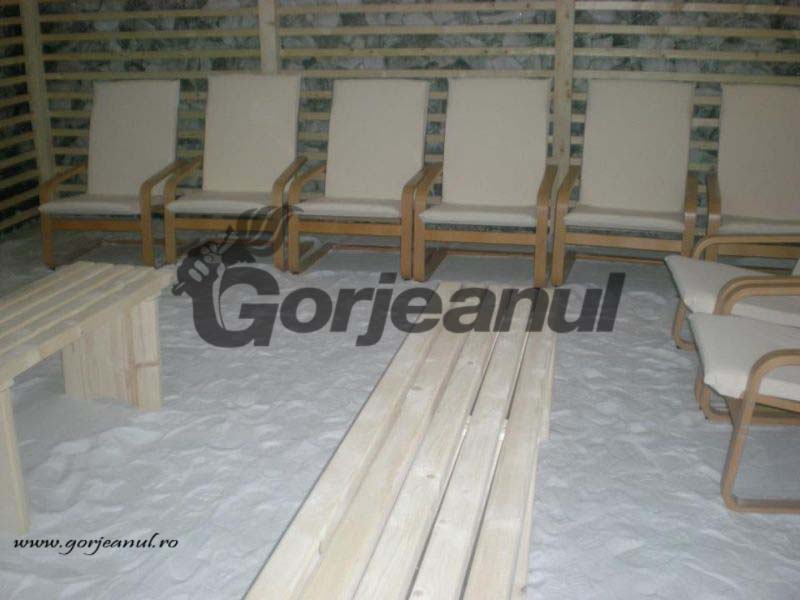 Gorjenii pot beneficia de salinoterapie, cu bilet de trimitere de la medic