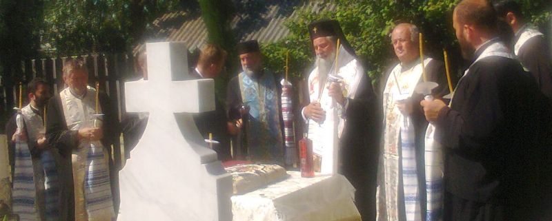 Slujire Arhierească de Parastas al Maicii Evghenia Vaida, fosta Stareță a Mănăstirii Polovragi