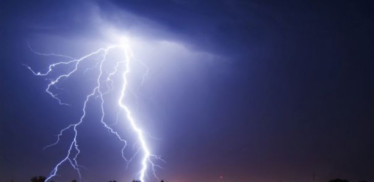 fulger-465x390-740x360