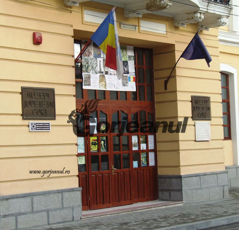 Expoziție de pictură la Târgu-Jiu