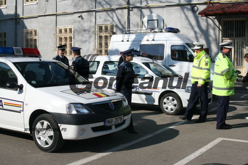 Gorjul, împânzit de polițiști