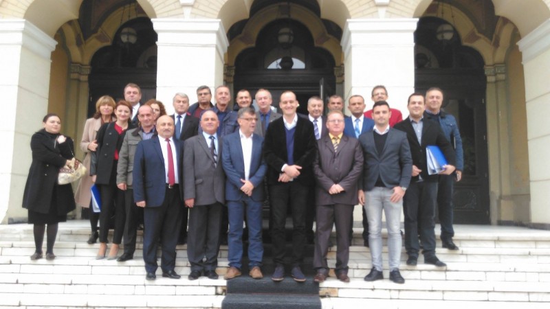 14875963_1764444317151126_368762056_o-800x450