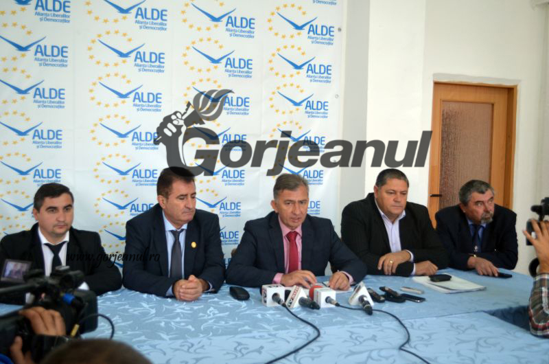 Dian, despre lista social-democraților de la Gorj: “PSD-iștii au încercat să facă jocuri pe sub masă, dar și-au tras-o unii la alții”!