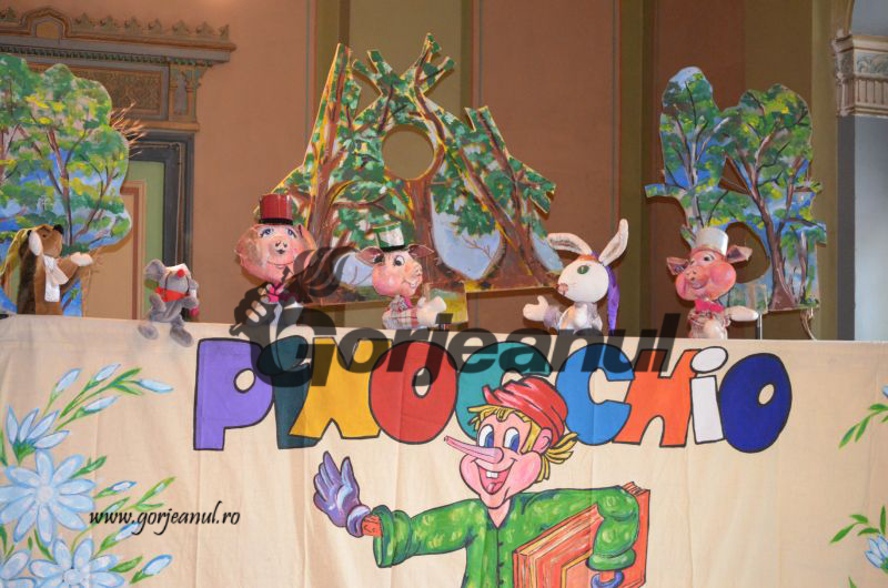 Invitație la teatru pentru copii