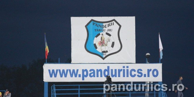 Vezi cu cine va da piept Pandurii în Cupă