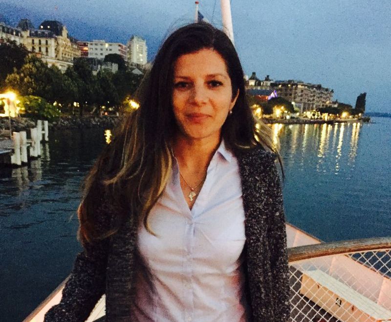 „Vieți împletite”, Purtătorul de cuvânt al DGASPC Gorj a renunțat la podoaba capilară pentru femeile bolnave de cancer