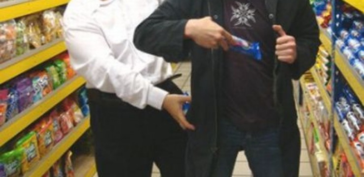 Hoți prinși în supermarket