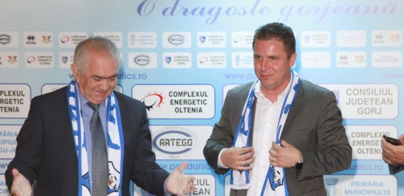 Insolvenţa goneşte fotbaliştii de la Pandurii! Cine îşi asumă situaţia?