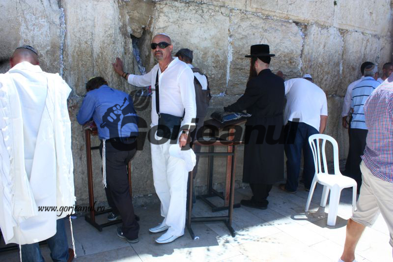 Cum s-au dus cele 12 milioane euro de la CEO: Lideri de sindicat, “sfinți” la Tel Aviv pe sponsorizarea companiei de stat