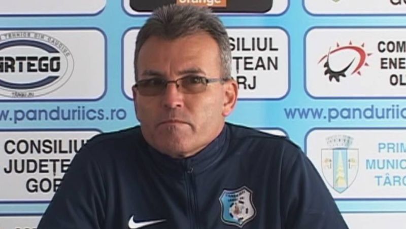 Pandurii au revenit cu picioarele pe pământ: “Ar fi o performanţă să nu retrogradăm!”