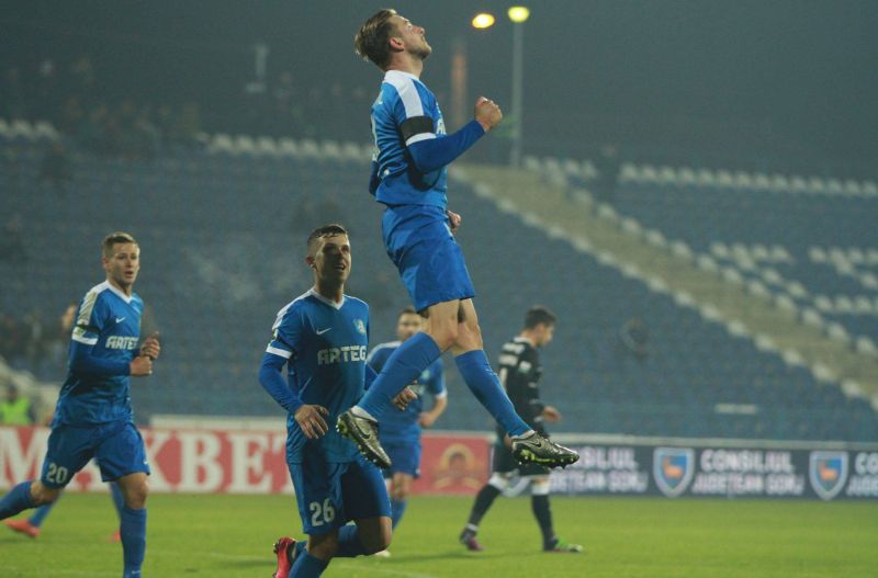 Pandurii îşi pune baza în tineri, mai puţin în nemţi