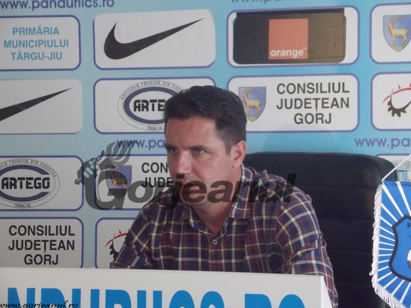 Răducan pleacă “triumfal” de la Pandurii!