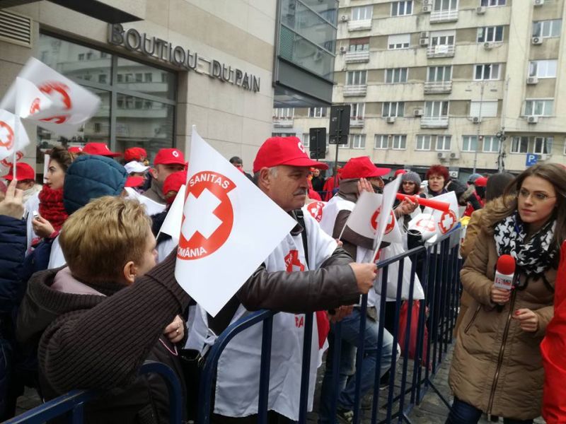 Sindicaliștii de la SANITAS au început o nouă serie de proteste