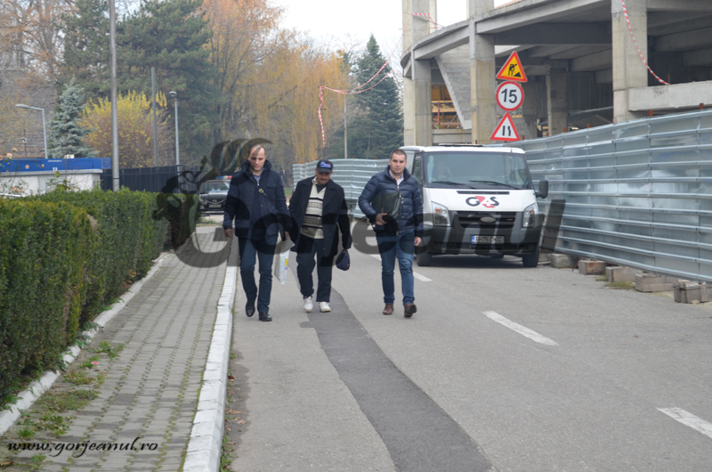 Rețineri după percheziţiile făcute la evazioniști din Mehedinți: ”Pentru 15 milioane, bani vechi. O nimica toată!”