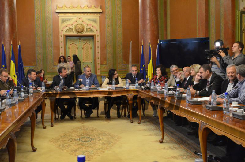 Comisia de verificare a concursurilor de la Spitalul Judeţean şi-a prelungit activitatea