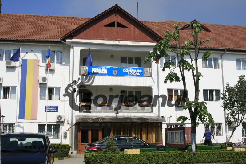 Primăria Rovinari angajează bucătar