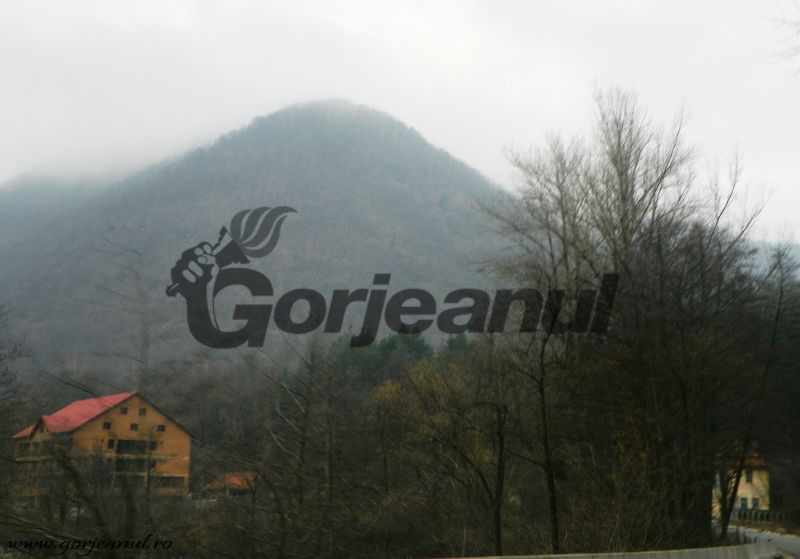 Odată cu sezonul rece – Prin parcurile naţionale gorjene