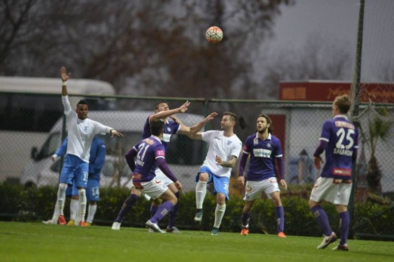 Amicale tari pentru Universitatea