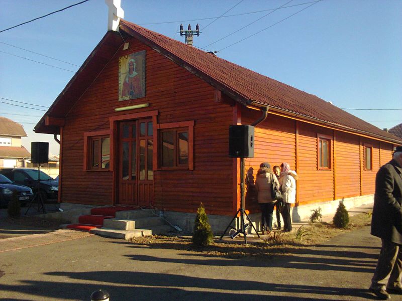 Sărbătoare Arhierească la Hramul Bisericii «Sfânta Varvara» din Târgu-Jiu, Protopopiatul Tg. Jiu Sud, județul Gorj