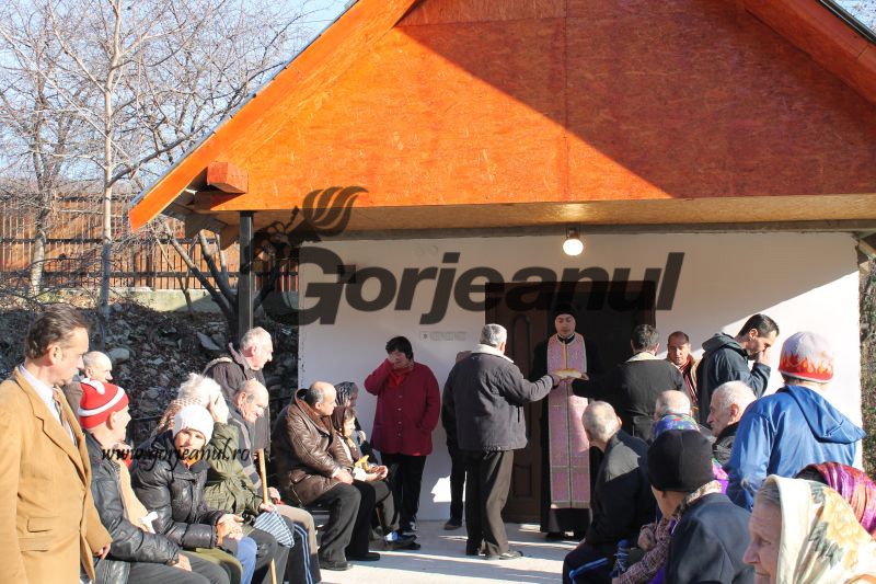 Program special de Moş Nicolae pentru bătrânii de la Suseni