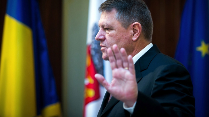 CCR: Iohannis trebuie să desemneze un alt premier