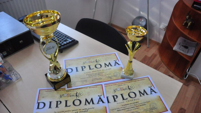 Ultimele săptămâni de nominalizări pentru premiul ”Mentor pentru excelență în educație”