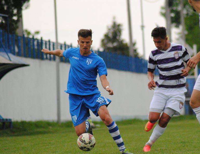 Surugiu la Pandurii?